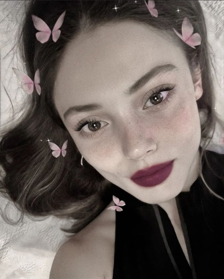 #RabiaSoytürk e minha baby ✨ é ninguém tem o direito de falar mal dela ♥️ deixem minha bebek em paz, ela é simplesmente incrível em tudo que faz, parem de criticar e vão procurar uma louça pra lavar 🧿🫰🏻

ParlayanStar RabiaSoytürk