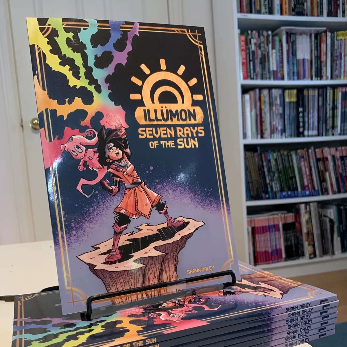 If you're looking to grab some of my self-published books, here's where you can do that! shawndaley.square.site/shop/comics/2