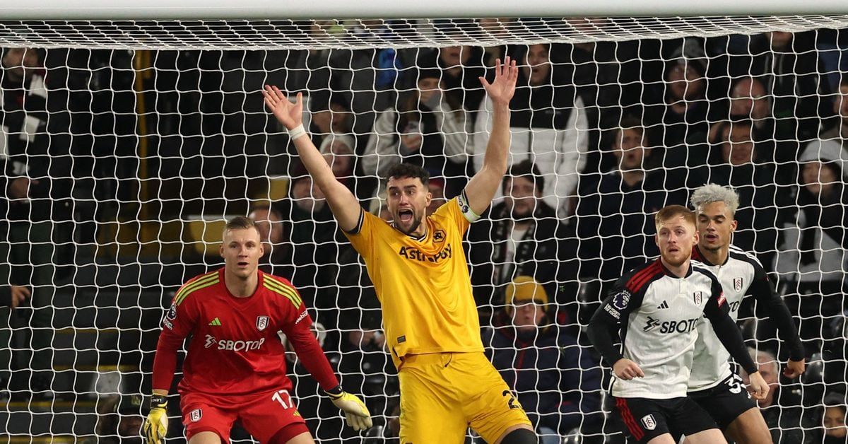 Willian's penalty double earns Fulham 3-2 win over Wolves