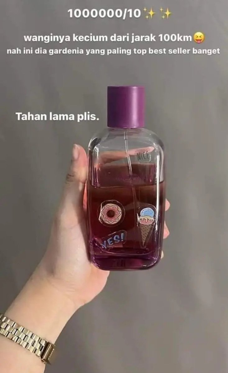 JAzZahra125's tweet photo. Gapapa gak Cantik yg penting Wangi😍 
Cewek wangi terus Dijamin Bikin Doi makin Klepek-Klepek😉
Pliss.. Harus banget koleksi parfum ini, harganya murce wowww 9 rebuan ajaa, cek disini 👉 https://t.co/TcJOJJc9IV https://t.co/gB7MDBXCCY