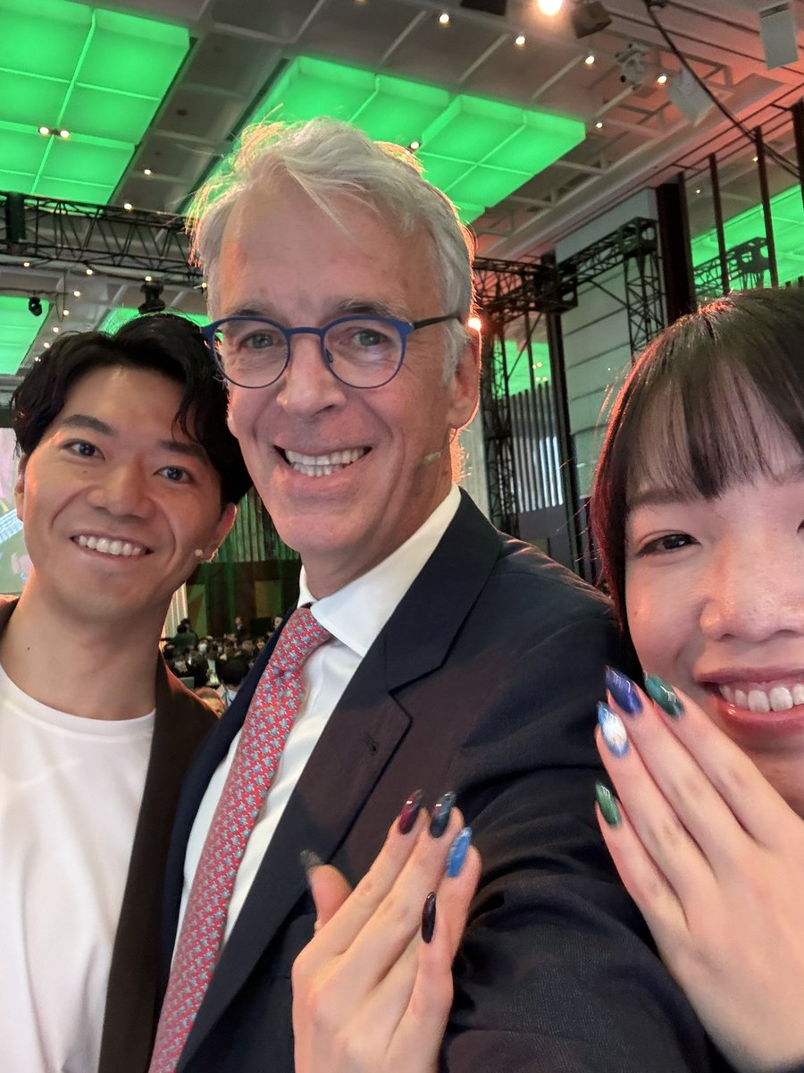 Parker Harris (@parkerharris) on Twitter photo So fun to host #SalesforceTour Japan with <a href="/fkohe1/">Kohei Fukada</a> and Miho Akitsy today in Tokyo! So fun to host #SalesforceTour Japan with <a href="/fkohe1/">Kohei Fukada</a> and Miho Akitsy today in Tokyo!