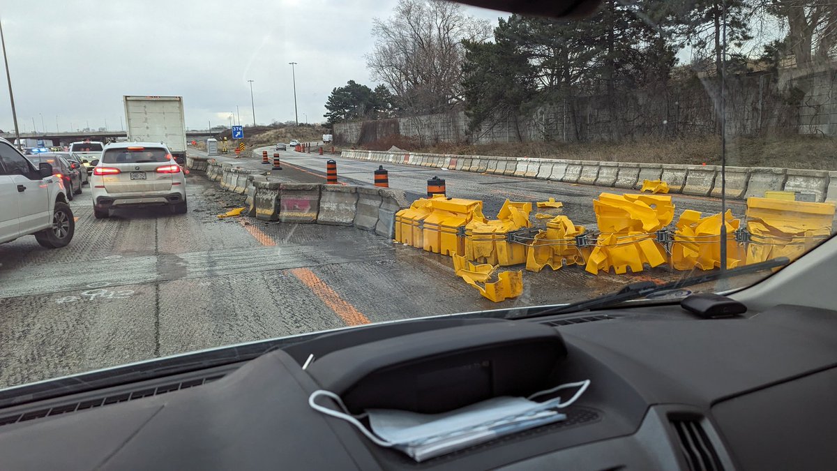 sdawson647's tweet photo. @citynews680 Looked like it hit the offramp bullnose https://t.co/A7W3fzMR9v