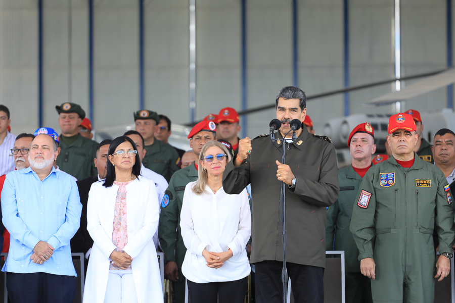 #EnVivo 📹 | “Llamo a la unión nacional, a la unión cívico-militar, a la unión libertaria, a la unión independentista para que el domingo 3 de diciembre sea un día de justicia, de libertad, de independencia y de fiesta nacional”, invitó el presidente @NicolasMaduro