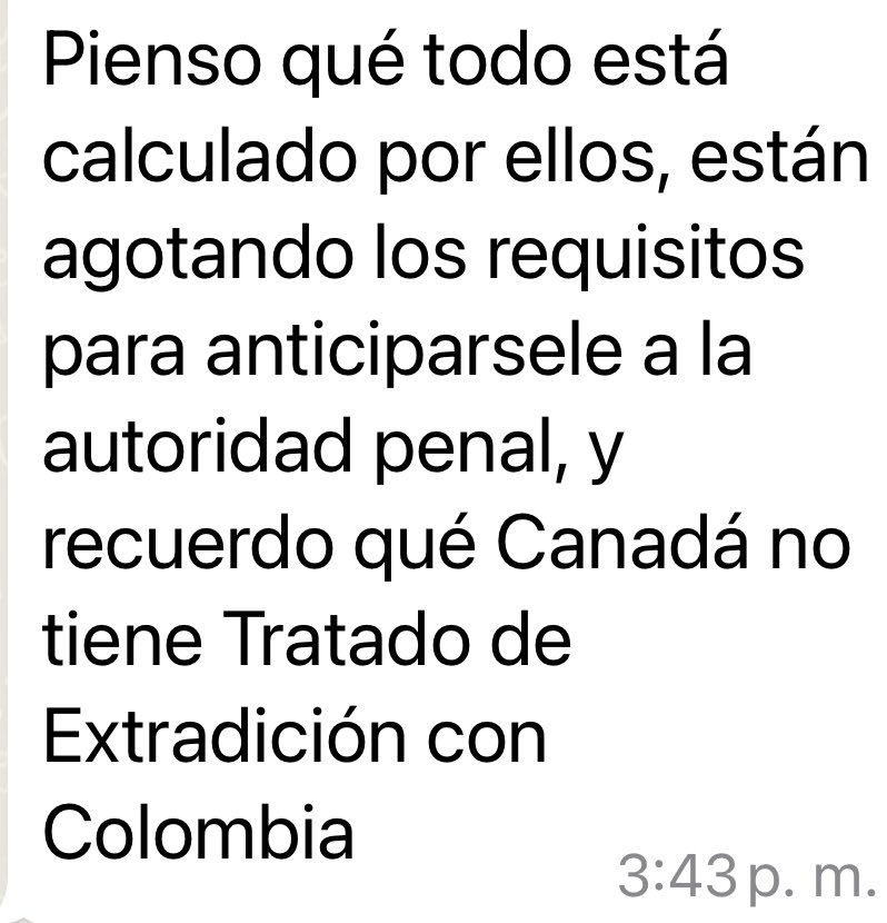 HELIODOPTERO's tweet photo. Fuentes de la mayor credibilidad me informan que hay pánico en la cúpula de la @FiscaliaCol. Martha Mancera, su novia Luisa Ovando y otros estudian asilarse en Canadá, que no tiene extradición con Colombia (pero sí con EE.UU.). La camarilla mayor está tratando de elevar falsas denuncias de amenazas para basar en ellas los pedidos de asilo. 
Encendimos la luz y las cucarachas comenzaron a correr en desbandada. Están pagando escondederos a peso.
