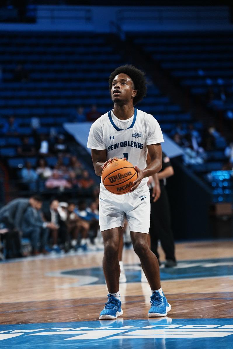 Jordan Johnson Named Southland Player of the Week 🤩

Read more⤵️
unoprivateers.com/news/2023/11/2…