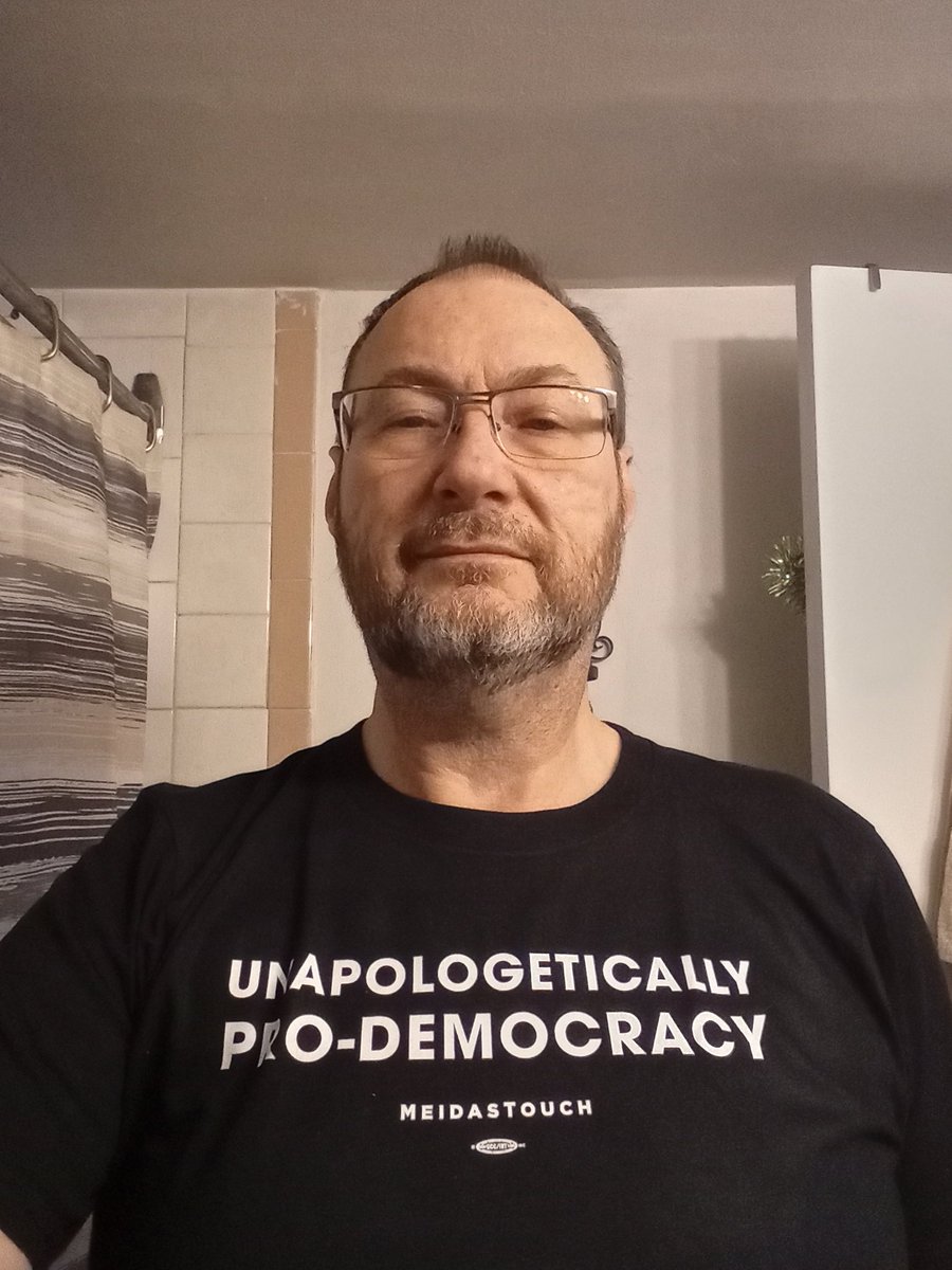 @meiselasb just arrived, MeidasTouch Unapologetically Democratic T-shirt. Thank you.