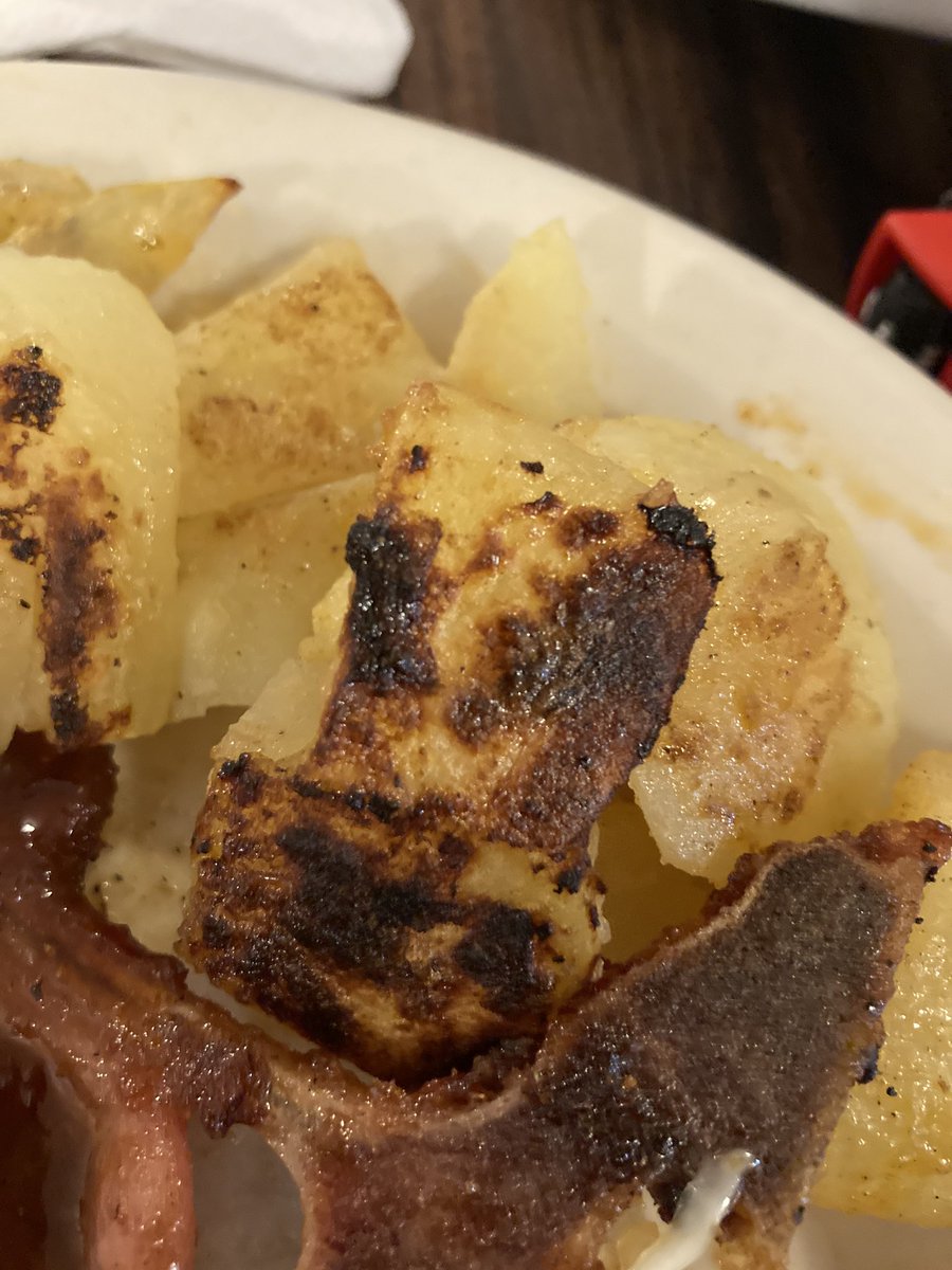 CDMXGringo's tweet photo. At #ComidaCorrida spots, where they normally cook en masse to “scoop & serve”, it is rare to see potatoes that are individually browned perfectly
This is yet another reason La Tia en #SanRafael may be the best comida corrida spot I’ve tried
#MejorDeCDMX
https://t.co/521jSIa3b7 https://t.co/Todlf4bDZZ