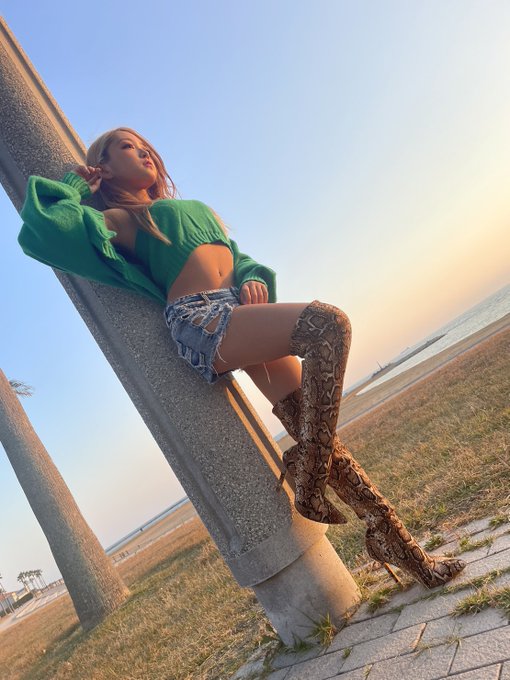 Twitterのコスプレ画像17