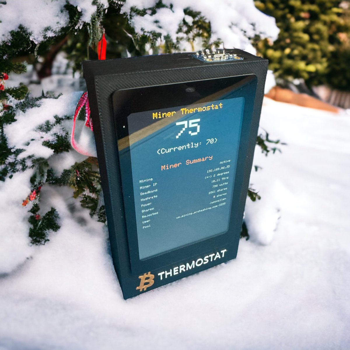 tortcher's tweet photo. Happy Holidays! Stay warm this winter with a Bitcoin Thermostat for your ASIC miner, like @CryptoCloaks space heaters.

Oh, and as always, my work is all open source.

https://t.co/Byw8Re8wRR https://t.co/mm1VEukwoH