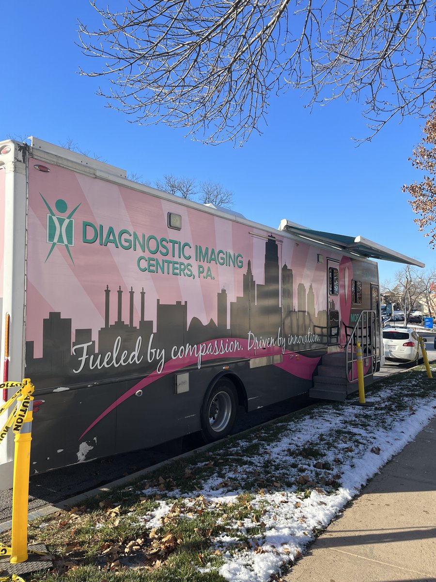 TUNE IN 📺 Tonight at 5 p.m. on @kmbc hear from Heather Marshall, Director of Model Organisms Research and #cancer survivor, about why bringing the @dic_kc Mobile Mammography bus to the Institute is so important. #breastcancer #earlydetectionsaveslives