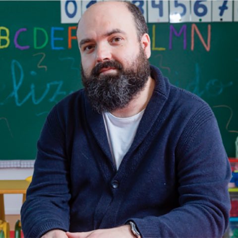 Recibimos con enorme tristura a noticia do pasamento de Miguel López, creador de contido, mestre e escritor. Un queridísimo compañeiro de humor e creatividade desbordantes. Que a terra che sexa leve, #Hematocritico. Botarémoste en falta.