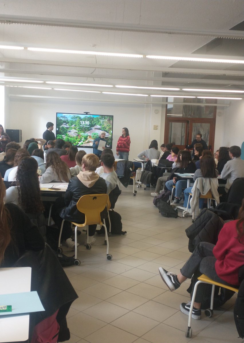 BeatrizJarauta's tweet photo. 🗣️Repetim de nou!– Hackató DIGITAL RESPECT. Un equip de facilitadors/es i un jurat de luxe! @RIMDA_UB
 @Fodip_UB @EducacioUB https://t.co/eUhDlqoTXx