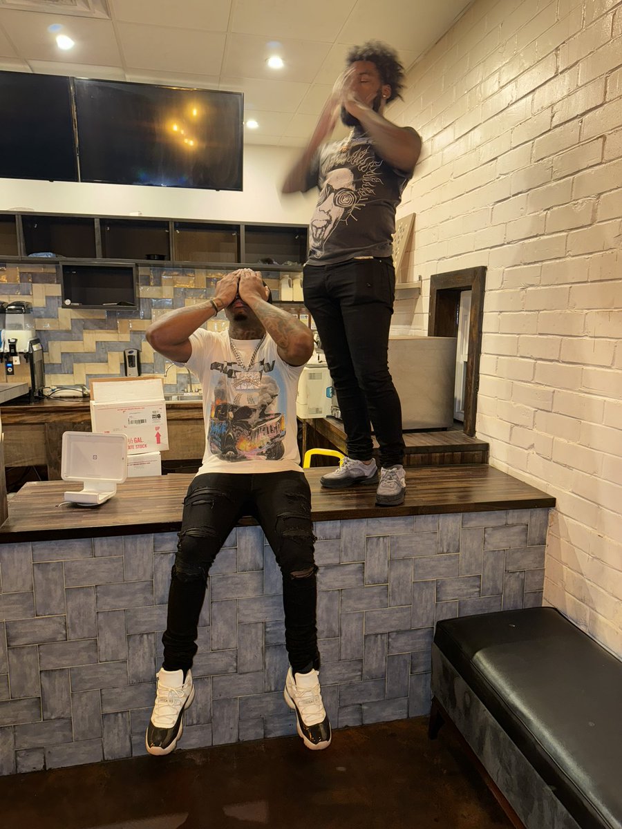 RealRichIzzo's tweet photo. AMIRI JEANS GOT ON HELL ⭐️ RIDING INNA DEMON #RIPJUMPOUT https://t.co/bbbNsmNRfT