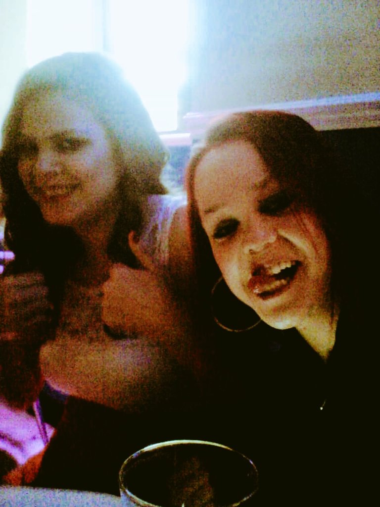NatalieDonnaRo2's tweet photo. #missingyoualways💔 #beautiful💘💚💜💝❤️ #beautifulgirls❤️ #Sending💗💗💗💗 https://t.co/PzxlxLvwdM