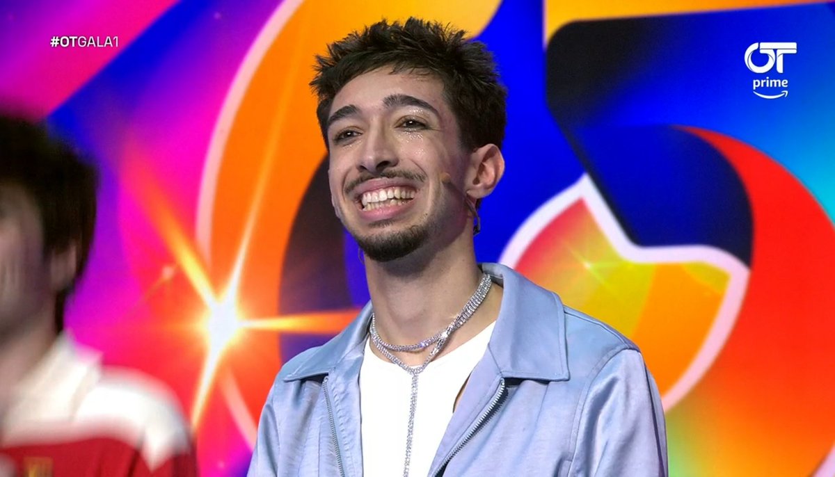 LA CARA DE PAUL CUANDO LOS JUECES HAN VALORADO POSITIVAMENTE A SU COMPI CHIARA.

Esto es una buena persona. 😍

#OTGala1 #OT2023