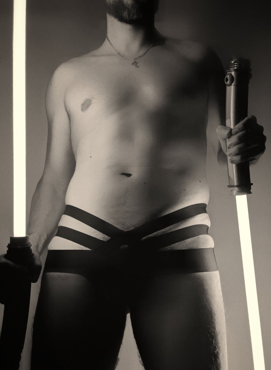 Monochrome Monday lightsabers in honor of <a href="/vastlysheepy/">💕sheeps💕</a>  #nsfw_twt #nsfwacc