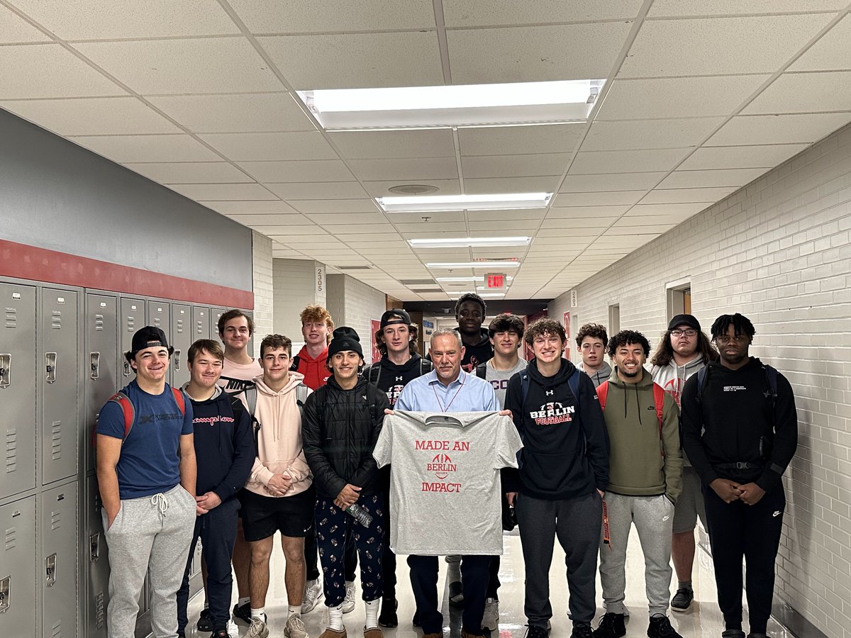 berlin_redcoats's tweet photo. FB: On the eve of their @ciacsports Class M quarterfinal football game, the senior Redcoats handed out a "Made an Impact" tshirt to the teacher that "made an impact on them" with their name and number on the back. The smiles tell the story! #ctshfb @GameTimeCT https://t.co/0HbDzQ9q7F