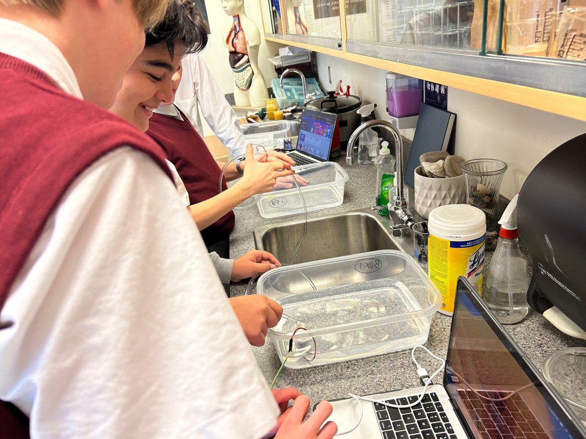 So thankful for <a href="/missusem/">Sue Mylde</a> and the IdEAS team for teaching the STEM kids how to build a pump with <a href="/microbit_edu/">Micro:bit Educational Foundation</a> . Can't wait to see how they incorporate this into their <a href="/skillsalberta/">SkillsCanadaAlberta</a> exploration days next week! <a href="/RundleJrHigh/">Rundle College Jr. High</a> #becurious #adventuresinSTEM