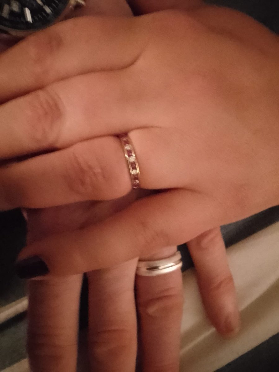 TracyLovegrove2's tweet photo. I’m engaged to be married ❤️❤️❤️ https://t.co/ABcP4qrObN