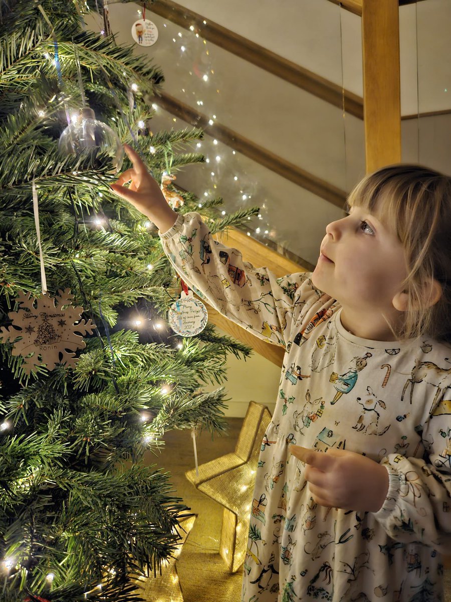 pollysnursery's tweet photo. Fifteen foot of festive fabulousness 🎄

It’s not just any Christmas … 
It’s a Polly’s Christmas 🩶

#christmas #festive #edutwitter #makingmemories #extra #pollysprivatedaynursery https://t.co/zOaI9S5NlL