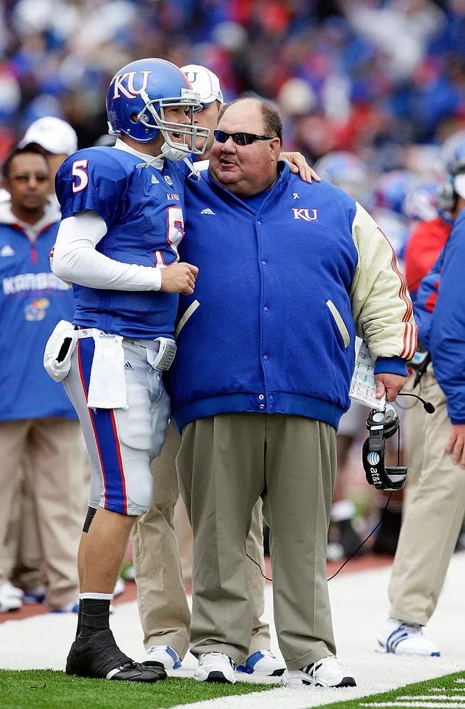UnfilteredFb's tweet photo. Hear me out: Mark Mangino 

Come home ⭕️🙌 https://t.co/v0yOU5K3D1