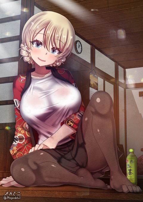 実家に帰って、だるいダージリン様🤭 