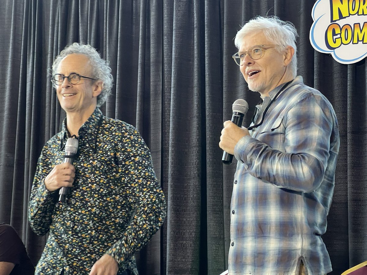 CraigSemon's tweet photo. Phooey on #BlackFriday, #DaveFoley &amp; #KevinMcDonald gave the unsuspecting #Boxboro crowd something much cooler than a door-busting plasma tv set &amp; that’s side-splitting, gut-busting sketch comedy on #KidsInTheHall Saturday @NEComicCons @DaveSFoley @kevinthekith  @KITHOnline https://t.co/3hUdSal51D
