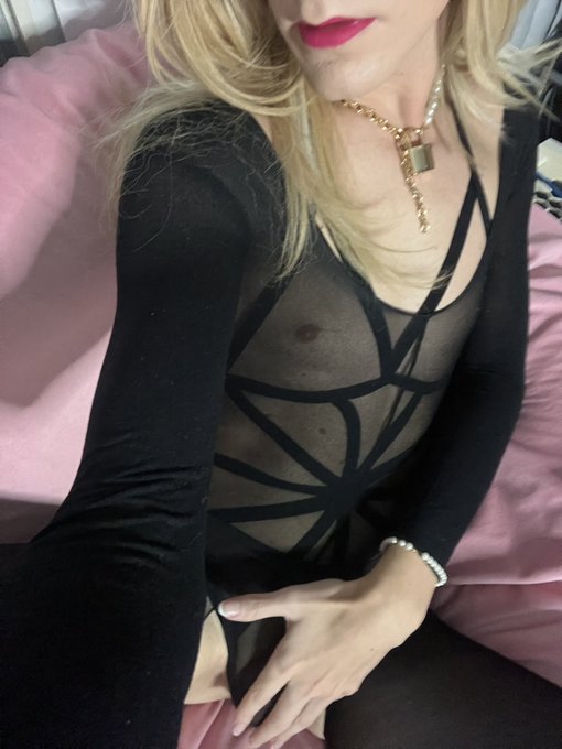 Melody is going LIVE now 😇 on #chaturbate   https://t.co/v8aqGAPyZj  #sissy #trans #crossdresser #shemale<a href="/tag/chaturbate"class="tags">#chaturbate</a><a href="/tag/sissy"class="tags"><span>#sissy</span></a><a href="/tag/tgirl"class="tags"><span>#tgirl</span></a><a href="/tag/trans"class="tags"><span>#trans</span></a><a href="/tag/shemale"class="tags"><span>#shemale</span></a><a href="/tag/crossdresser"class="tags"><span>#crossdresser</span></a>