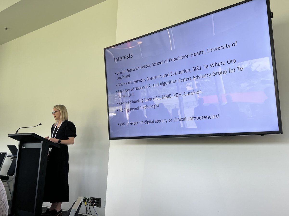 ⁦@rosiedobson2⁩ … #AlliedHealth diversity of allied health and the pathways we walk and talk. Speaking about digital health literacy .