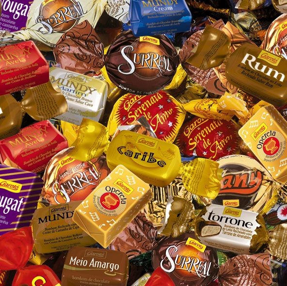 DaniV.🇻🇦 (@daniviterb0) on Twitter photo Saudades de quando a caixa de bombons da <a href="/Garoto/">Chocolates Garoto!</a> era assim. Saudade dos anos 80! Aí <a href="/Garoto/">Chocolates Garoto!</a> porque não fazer uma edição anos 80? Tá ruim demais a caixa atual! Saudades de quando a caixa de bombons da <a href="/Garoto/">Chocolates Garoto!</a> era assim. Saudade dos anos 80! Aí <a href="/Garoto/">Chocolates Garoto!</a> porque não fazer uma edição anos 80? Tá ruim demais a caixa atual!
