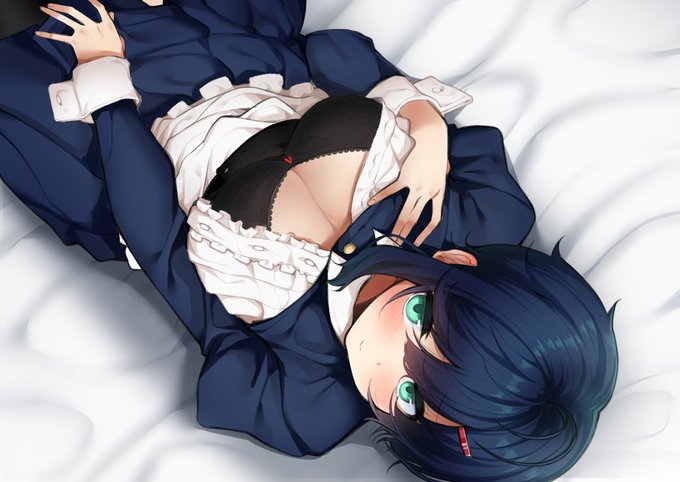 おはようございます
今日は寒いですね 