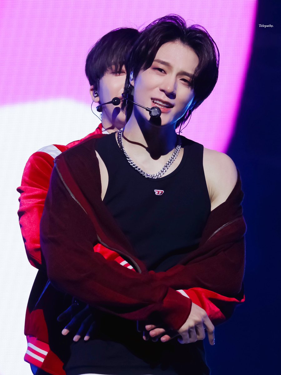 231125 neighbors con ​​​
#NCT #NCTDREAM #JENO  #제노