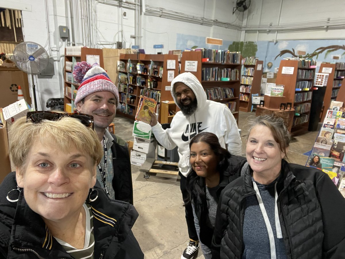 This morning the CSLs took a field trip to the <a href="/MDBookBank/">Maryland Book Bank</a> to gather more books for the book fair being hosted at Arcola this Friday. Thank you to <a href="/dalycsl/">Sharie Settlemyer</a>, <a href="/RTCommunitySchl/">Rolling Terrace Community School</a>, <a href="/WGESCommunity/">Washington Grove Elementary- Community School</a> for helping select books today. <a href="/eemajor/">E Jean-Philippe</a> <a href="/blessings4/">Merilyn Burroughs</a> <a href="/CSconnect_MCPS/">MCPS Community Schools Team</a> @SEBHA_PM
