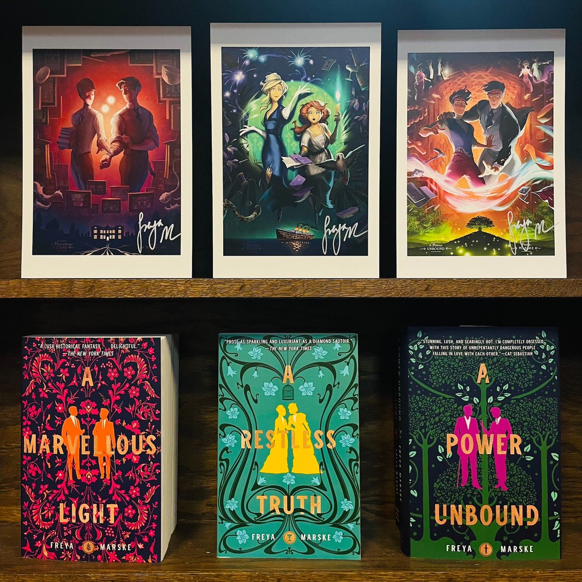 Join our virtual chat with the oh so marvellous @freyamarske. Register here: us02web.zoom.us/webinar/regist… And when you snag your copies (and after the event, you'll inevitably want the whole series) of Marske's Last Binding novels at Boswell, you'll get these bonus art prints. Nifty!