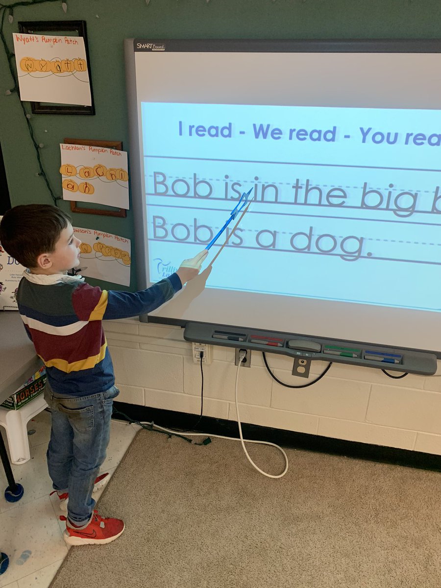 Our letter of the day routine!

➡️Loose part/fine motor letter Bs
➡️Explicit letter formation practice 
➡️Brainstorming and printing words that begin with the letter B
➡️Decodable sentences at the smart board

<a href="/ParkviewPS/">Parkview PS</a>