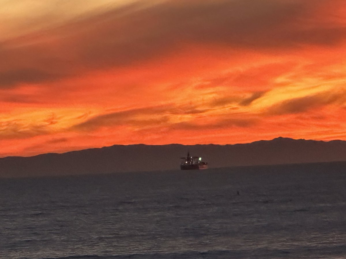 The sky off the pier in SealBeach near me was on fire last night. No filter was used here.