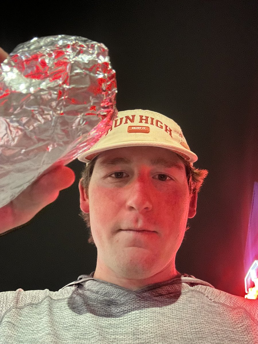 BurrowBenjamin's tweet image. 178th burrito of the year @CaboBobs