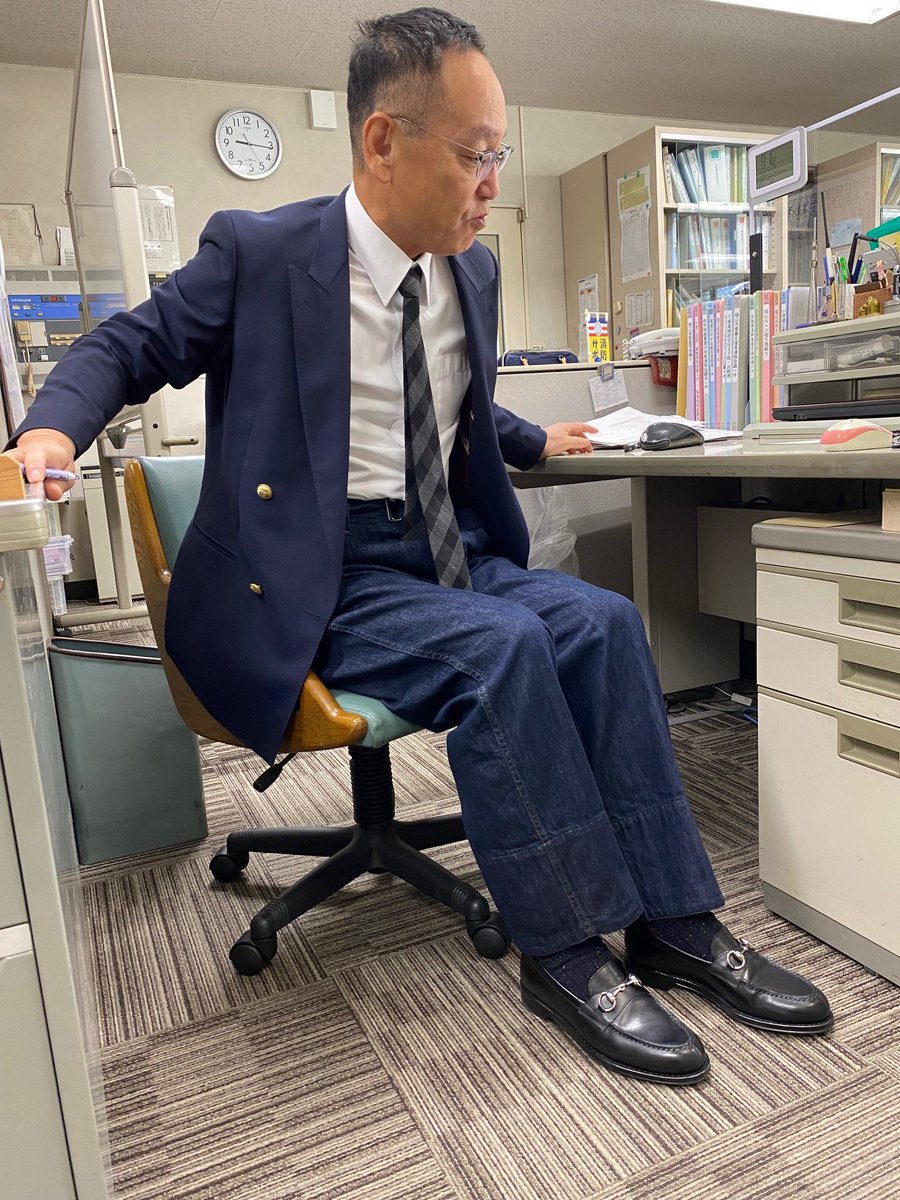 BichuBingoDenim's tweet image. 【福山北商工会×デニム着用月間】
福山北商工会様から「デニムを着用して勤務しています！」とご応募いただきました！

一緒にデニムを着用して盛り上げてくれる企業・団体の皆さんを募集中！
応募方法は下記のURLから。
onl.la/qpNr9vg

#福山はデニムの産地
#11月1日はいい藍の日