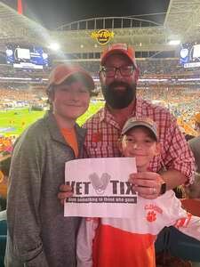 Thankful to our friends at @vettix, who are giving veterans and active-duty military personnel the opportunity to attend this years 2023 Capital One Orange Bowl. Visit VetTix.org for more information!
