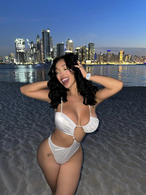 Girls just wanna have fun https://t.co/4PifIpUN2k