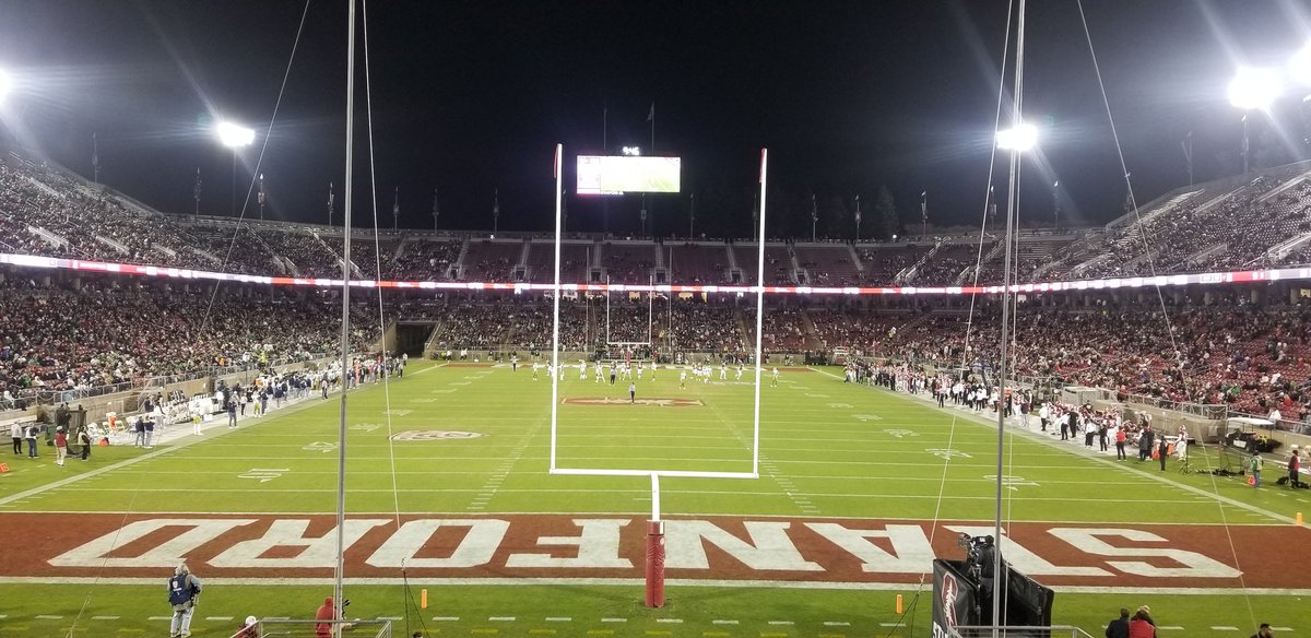 GingerBeardJake's tweet photo. Not a bad Saturday night #GoIrish https://t.co/WCVUqDAAWM