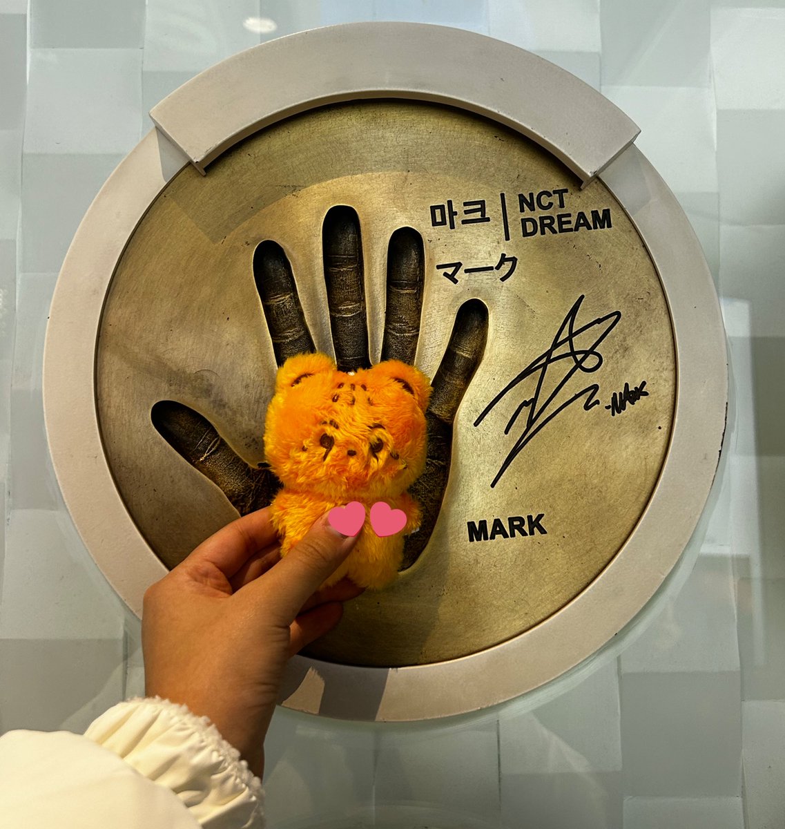 ssunbear0606's tweet photo. 치쿠 아빠 보고 왔더요~~🧀

#치쿠오늘처음발견했는데_귀엽더라구요 https://t.co/7chX4Niq5t
