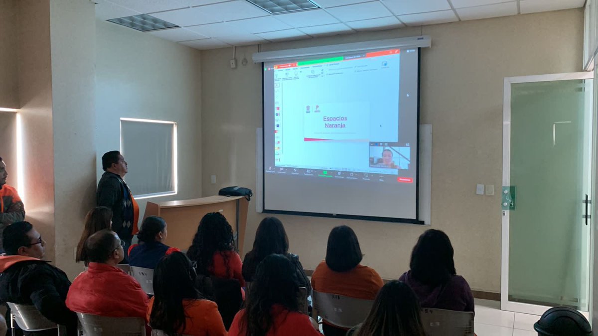 IHAEM_'s tweet photo. Seguimos reafirmando la importancia de concientizar sobre la importancia de erradicar la violencia. #NoViolencia #DiaNaranja https://t.co/PKys3vx136