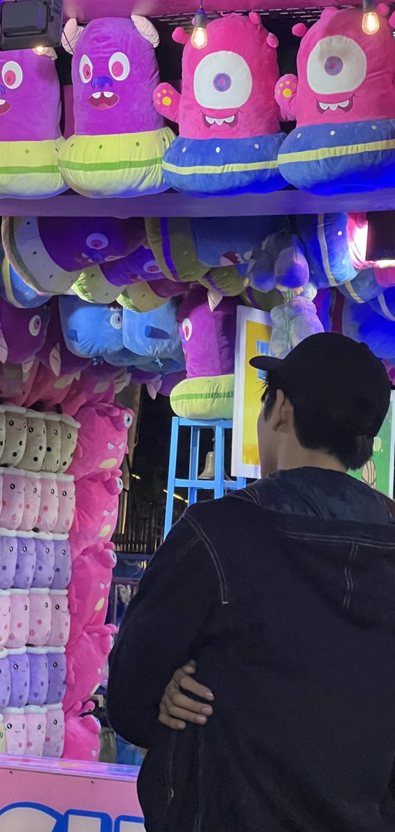 StarMusicPH's tweet image. pov: ur on a #SkyRanchTagaytay date with @bgyo_ph 🤍

we missed you, @BGYO_JL 😭

๋࣭ ⭑#BGYO_Bulalakaw, OUT NOW! ๋࣭ ⭑
Performance Video ✨: youtu.be/bQje1yJXGvg
Stream here ☄: orcd.co/bulalakawbgyo

BGYO STARGAZING NIGHT
#StargazingNightAtSKYRANCH
#BGYO