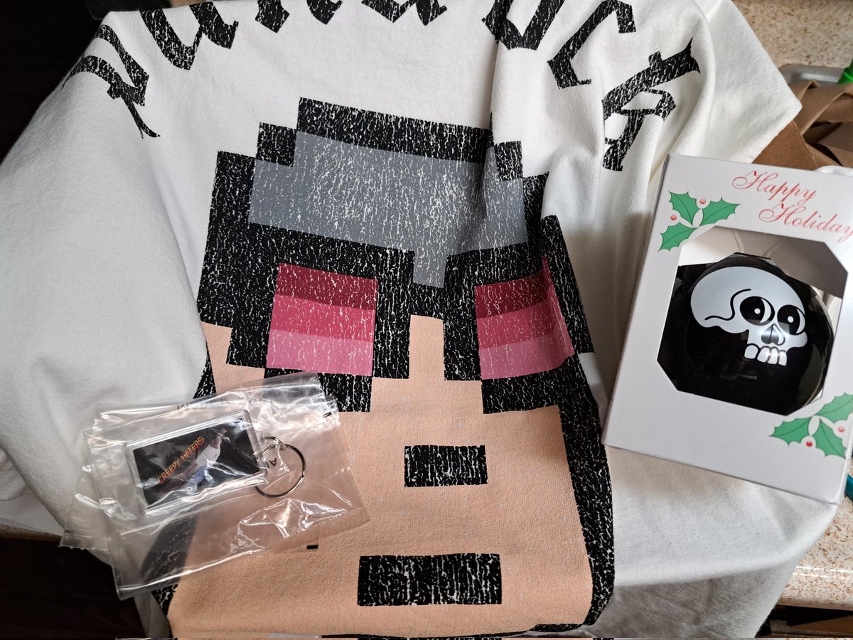 Got my package!! I'm excited to wear this! Really stoked on the ornament for my tree!! <a href="/DeathbatsClub/">Deathbats Club</a> <a href="/TheOfficialA7X/">Avenged Sevenfold</a>