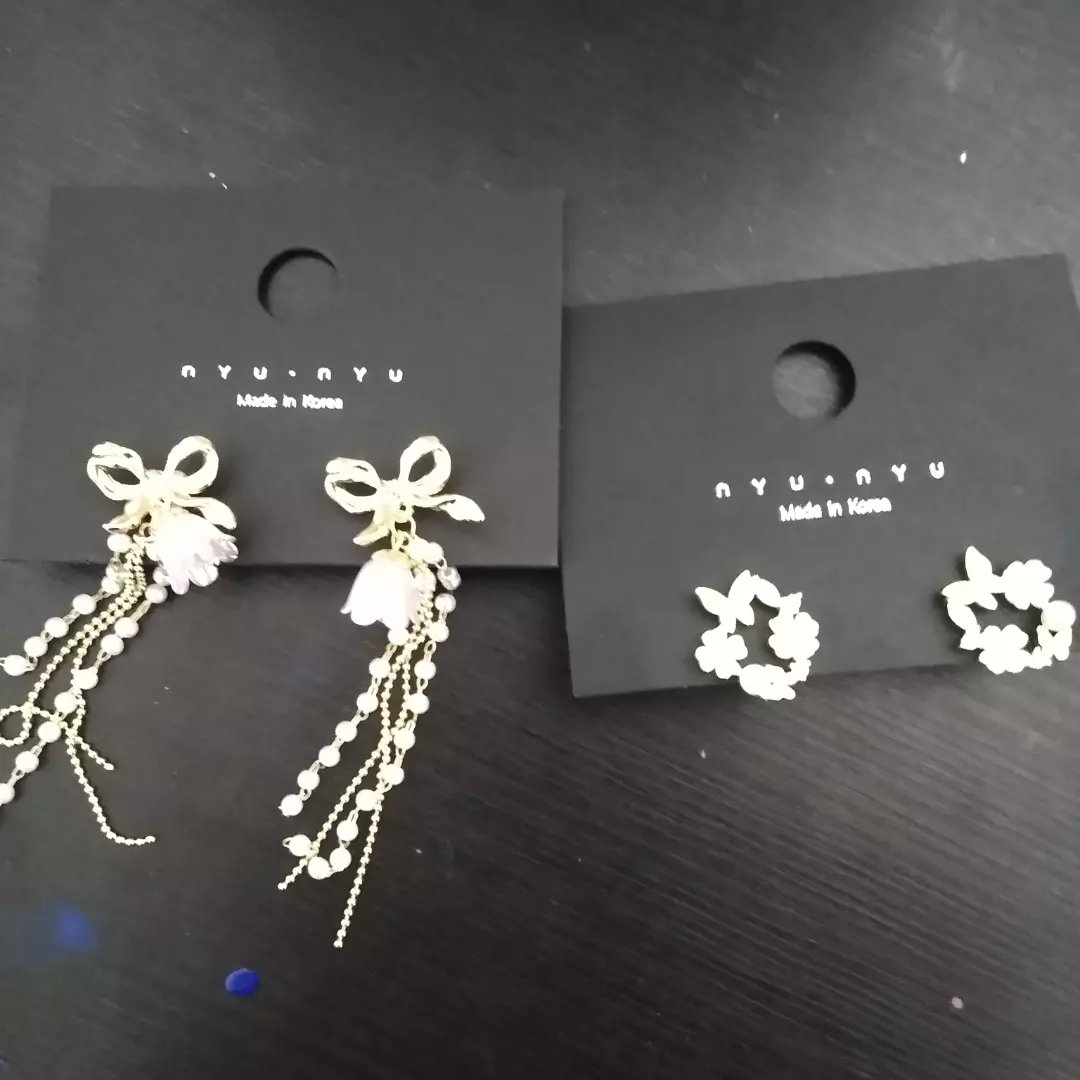 Oceaneditz1's tweet photo. I get this earrings from sukoshi mart #Trending https://t.co/mbNJvXwy46