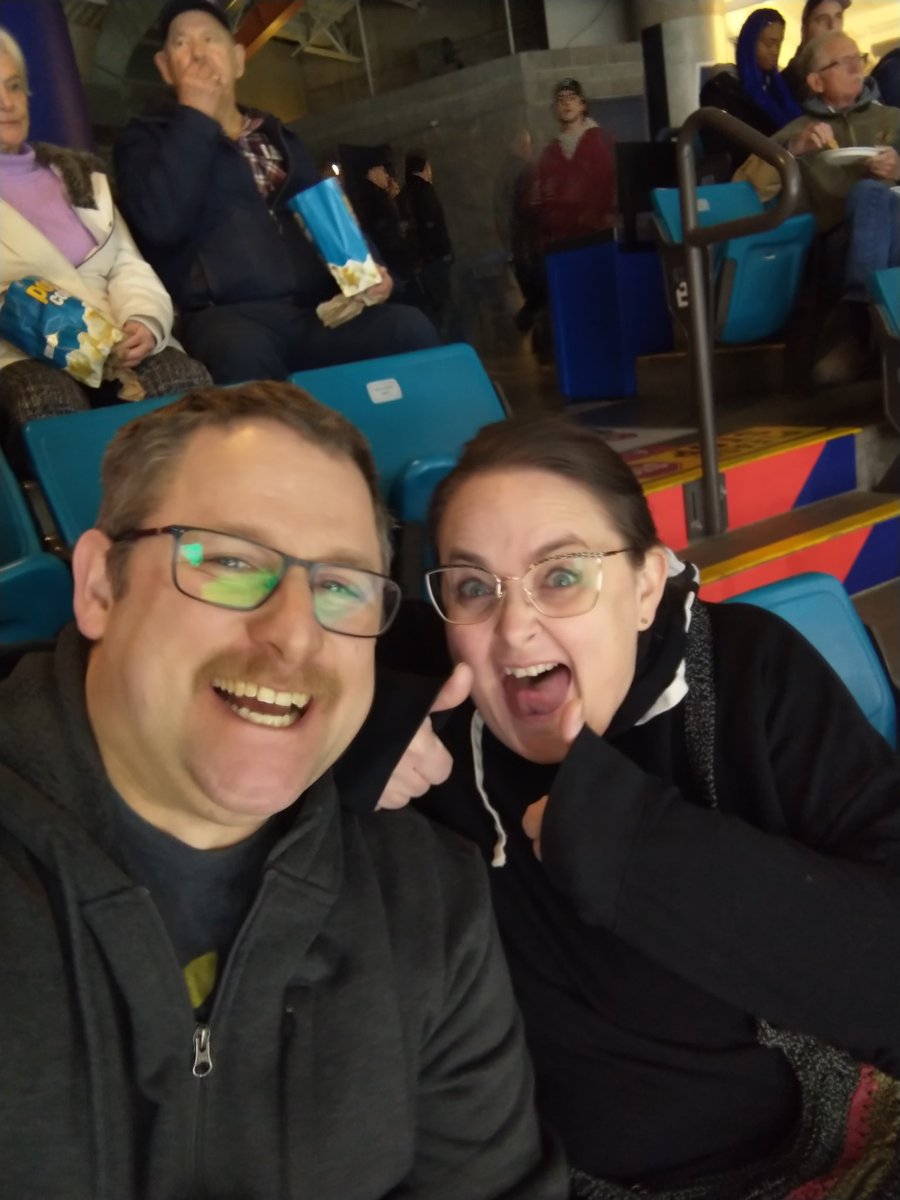 javaman35's tweet photo. #blazersseatselfie B 12 10-11-12 https://t.co/BYcHy5mhpi