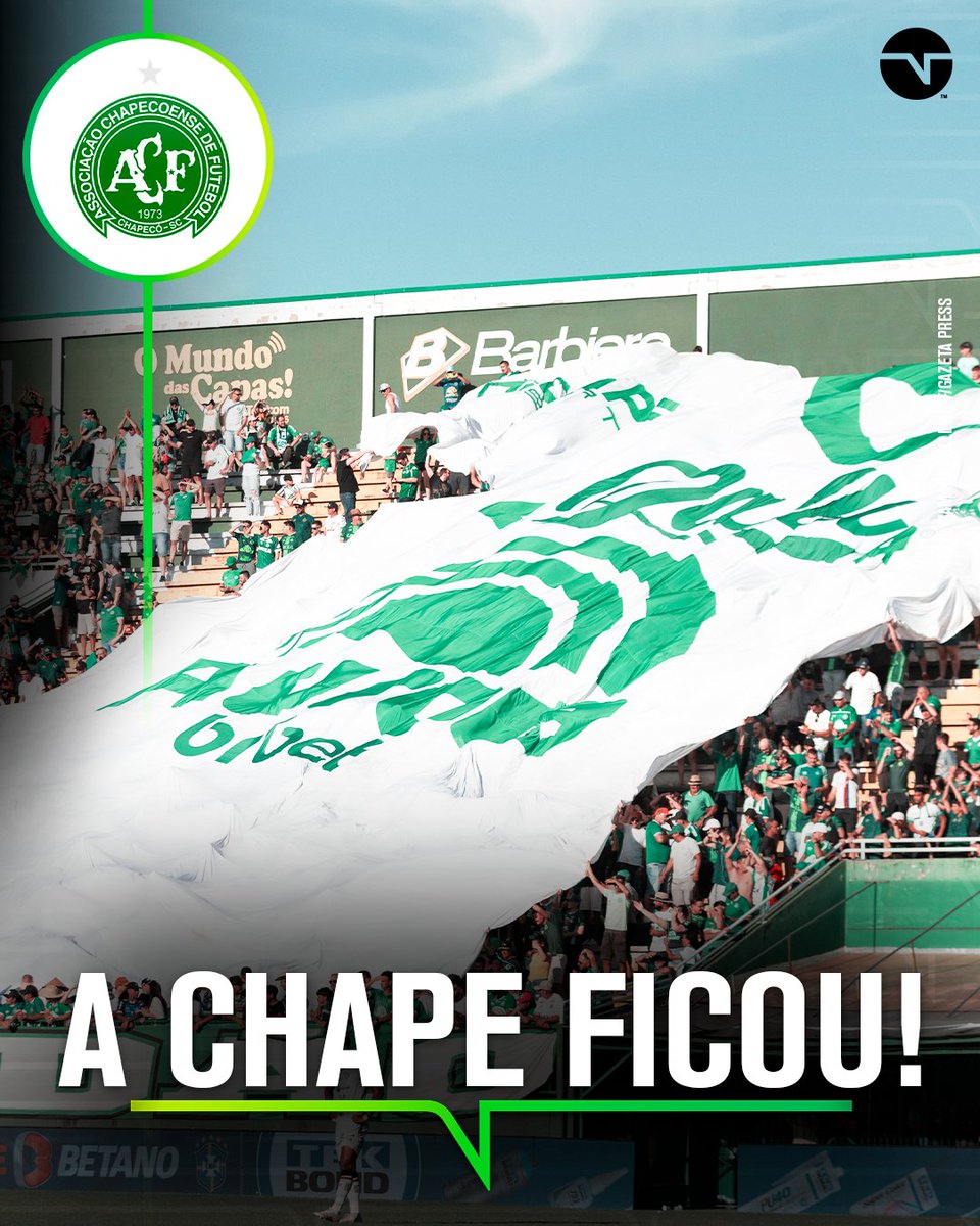 TNTSportsBR's tweet photo. O VERDÃO DO OESTE SEGUE NA SÉRIE 🅱️!
Brigando contra o rebaixamento, a Chapecoense escapou na última rodada e vai jogar a Série B em 2024! https://t.co/nX7lYSV5sT