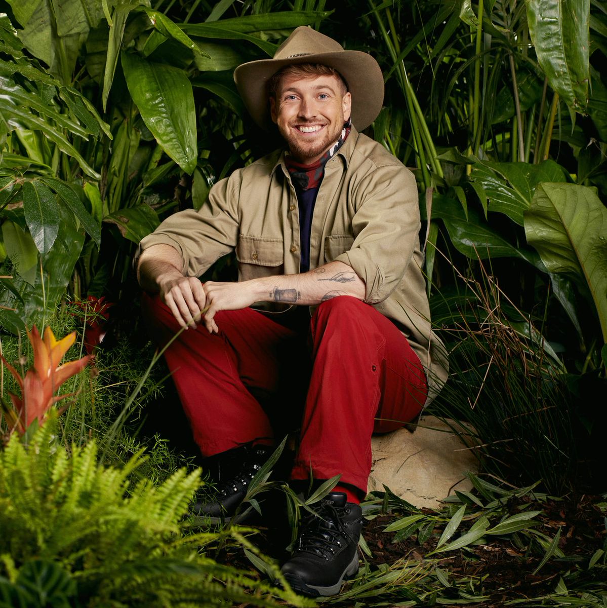 ReaHales's tweet image. I love how star struck Sam is with Tony, he's so cute 🥰 #ImACeleb #ImACelebrity #SamThompson