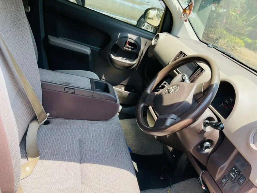 pristinerideske's tweet image. Unleash fun in the vibrant 2015 Toyota Passo in captivating purple. Efficient, compact, and packed with features. Maneuver urban streets effortlessly. Fuel economy meets style. Your perfect city companion awaits. #ToyotaPasso #EfficiencyInStyle